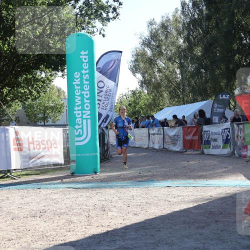 07.09.2025 - 19. Norderstedt Triathlon Luisa Fischer http://msf.ph/oto/8733108 07.09.2025 16:12:04 Ziel 478 meine-sportfotos.de