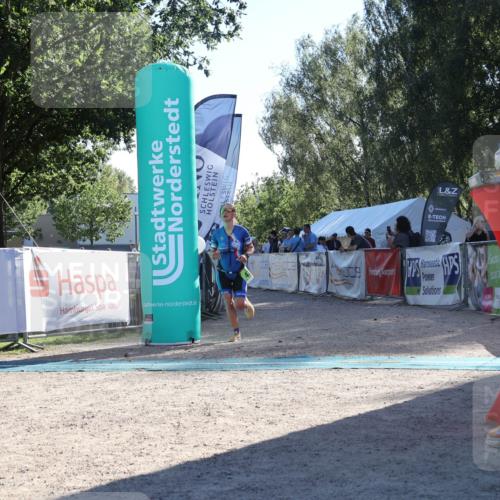 07.09.2025 - 19. Norderstedt Triathlon Luisa Fischer http://msf.ph/oto/8733110 07.09.2025 16:12:05 Ziel 478 meine-sportfotos.de
