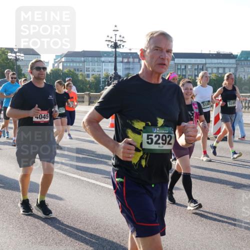 07.09.2025 - BARMER Alsterlauf Yannick Fuchs http://msf.ph/oto/8733129 07.09.2025 09:06:29 Laufen 3687, 4045, 3274, 36, 5292, 5594, 5595 meine-sportfotos.de