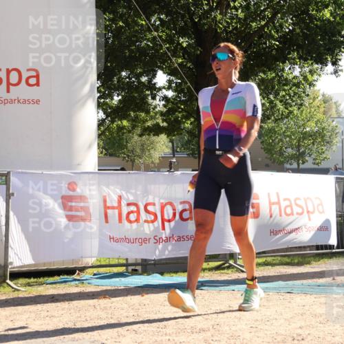 07.09.2025 - 19. Norderstedt Triathlon Luisa Fischer http://msf.ph/oto/8733137 07.09.2025 16:12:18 Ziel 475 meine-sportfotos.de