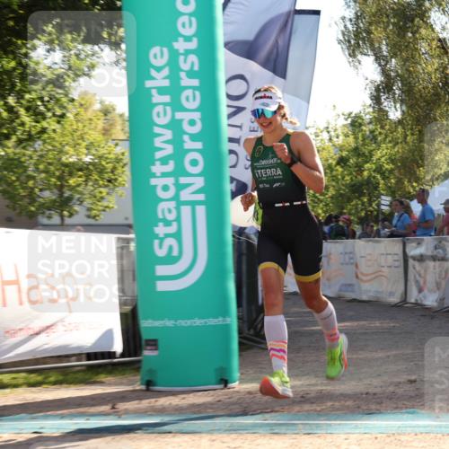 07.09.2025 - 19. Norderstedt Triathlon Luisa Fischer http://msf.ph/oto/8733152 07.09.2025 16:13:49 Ziel 469, 1503 meine-sportfotos.de
