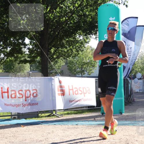 07.09.2025 - 19. Norderstedt Triathlon Luisa Fischer http://msf.ph/oto/8733166 07.09.2025 16:13:55 Ziel 469, 1503 meine-sportfotos.de