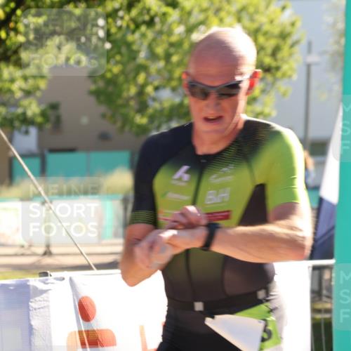 07.09.2025 - 19. Norderstedt Triathlon Luisa Fischer http://msf.ph/oto/8733197 07.09.2025 16:15:44 Ziel 1483 meine-sportfotos.de