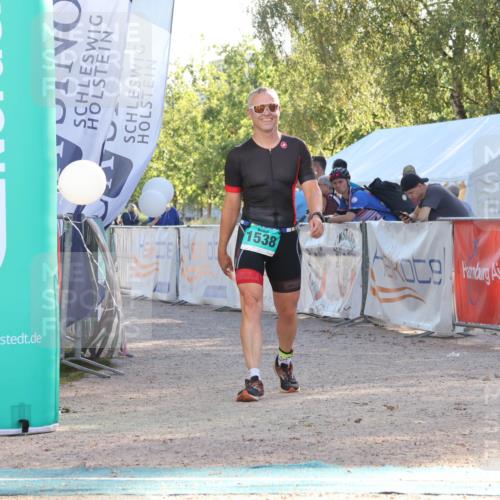 07.09.2025 - 19. Norderstedt Triathlon Luisa Fischer http://msf.ph/oto/8733217 07.09.2025 16:16:49 Ziel 1538 meine-sportfotos.de