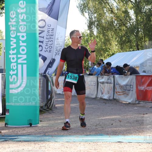07.09.2025 - 19. Norderstedt Triathlon Luisa Fischer http://msf.ph/oto/8733221 07.09.2025 16:16:52 Ziel 1538 meine-sportfotos.de