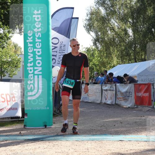 07.09.2025 - 19. Norderstedt Triathlon Luisa Fischer http://msf.ph/oto/8733224 07.09.2025 16:16:52 Ziel 1538 meine-sportfotos.de