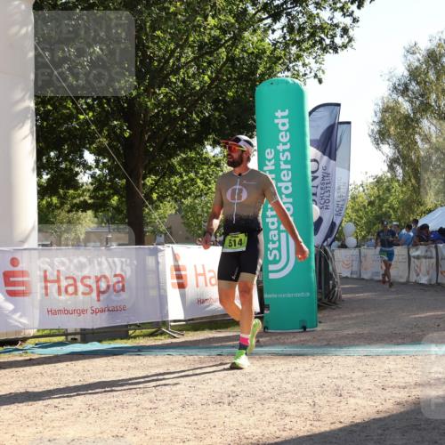 07.09.2025 - 19. Norderstedt Triathlon Luisa Fischer http://msf.ph/oto/8733261 07.09.2025 16:17:07 Ziel 444, 514 meine-sportfotos.de