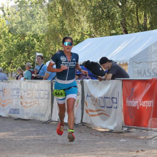 07.09.2025 - 19. Norderstedt Triathlon Luisa Fischer http://msf.ph/oto/8733262 07.09.2025 16:17:09 Ziel 444, 514 meine-sportfotos.de