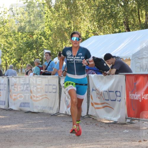 07.09.2025 - 19. Norderstedt Triathlon Luisa Fischer http://msf.ph/oto/8733264 07.09.2025 16:17:09 Ziel 444, 514 meine-sportfotos.de