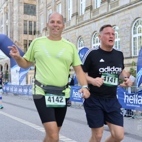 07.09.2025 - BARMER Alsterlauf Strokosch-Dieckow http://msf.ph/oto/8733285 07.09.2025 10:21:08 Ziel 2090, 2115, 3189, 3354, 3355, 3547, 3635, 3779, 3780, 3887, 3965, 3994, 4167, 4233, 4234, 5224, 5233, 5623, 5625, 5916 meine-sportfotos.de