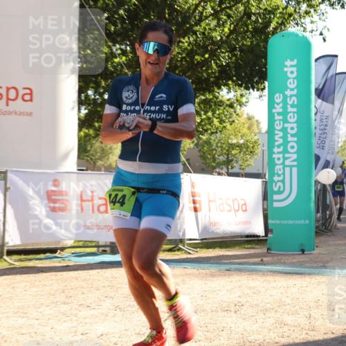 07.09.2025 - 19. Norderstedt Triathlon Luisa Fischer http://msf.ph/oto/8733289 07.09.2025 16:17:13 Ziel 444, 514, 967 meine-sportfotos.de