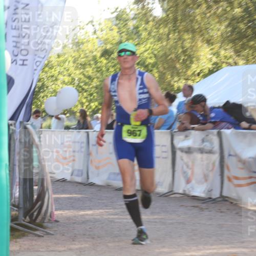 07.09.2025 - 19. Norderstedt Triathlon Luisa Fischer http://msf.ph/oto/8733292 07.09.2025 16:17:16 Ziel 444, 967 meine-sportfotos.de