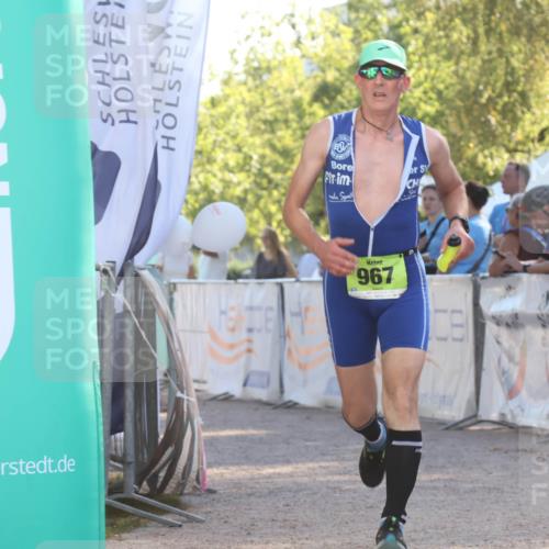 07.09.2025 - 19. Norderstedt Triathlon Luisa Fischer http://msf.ph/oto/8733295 07.09.2025 16:17:16 Ziel 444, 967 meine-sportfotos.de