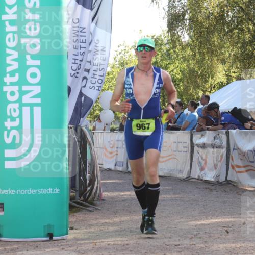 07.09.2025 - 19. Norderstedt Triathlon Luisa Fischer http://msf.ph/oto/8733297 07.09.2025 16:17:16 Ziel 444, 967 meine-sportfotos.de