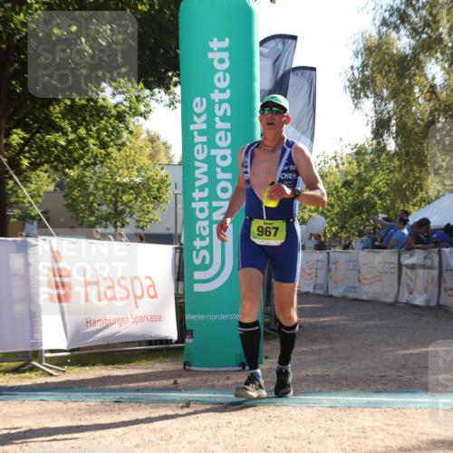 07.09.2025 - 19. Norderstedt Triathlon Luisa Fischer http://msf.ph/oto/8733304 07.09.2025 16:17:18 Ziel 444, 967 meine-sportfotos.de