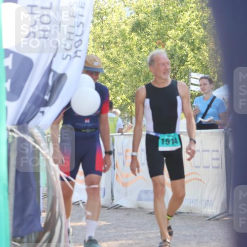07.09.2025 - 19. Norderstedt Triathlon Luisa Fischer http://msf.ph/oto/8733332 07.09.2025 16:18:30 Ziel  meine-sportfotos.de