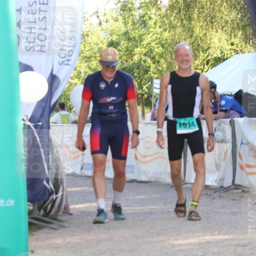 07.09.2025 - 19. Norderstedt Triathlon Luisa Fischer http://msf.ph/oto/8733338 07.09.2025 16:18:32 Ziel  meine-sportfotos.de