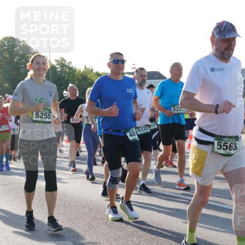 07.09.2025 - BARMER Alsterlauf Yannick Fuchs http://msf.ph/oto/8733339 07.09.2025 09:06:49 Laufen 410, 5680, 5138, 6053, 5255, 430, 48, 5332, 3026, 5331, 5563, 2873 meine-sportfotos.de