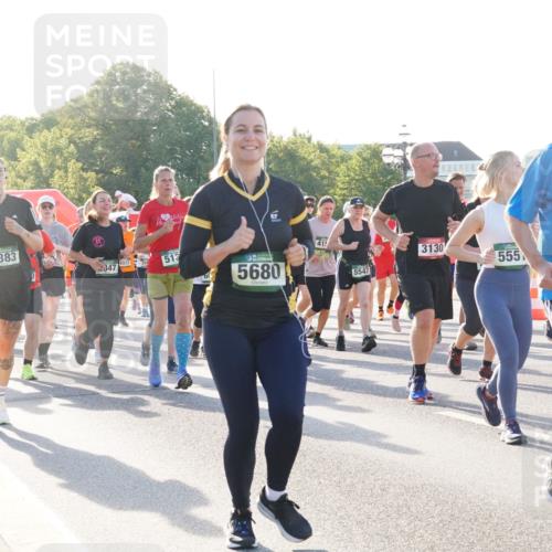 07.09.2025 - BARMER Alsterlauf Yannick Fuchs http://msf.ph/oto/8733363 07.09.2025 09:06:51 Laufen 2712, 4459, 3383, 347, 493320, 513, 5680, 415, 3130, 555, 5547, 3508 meine-sportfotos.de