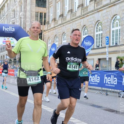 07.09.2025 - BARMER Alsterlauf Strokosch-Dieckow http://msf.ph/oto/8733370 07.09.2025 10:21:08 Ziel 2090, 2115, 3189, 3354, 3355, 3547, 3635, 3779, 3780, 3887, 3965, 3994, 4167, 4233, 4234, 5224, 5233, 5623, 5625, 5916 meine-sportfotos.de