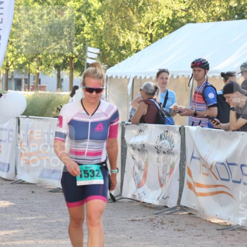 07.09.2025 - 19. Norderstedt Triathlon Luisa Fischer http://msf.ph/oto/8733377 07.09.2025 16:19:57 Ziel 1408, 1532 meine-sportfotos.de