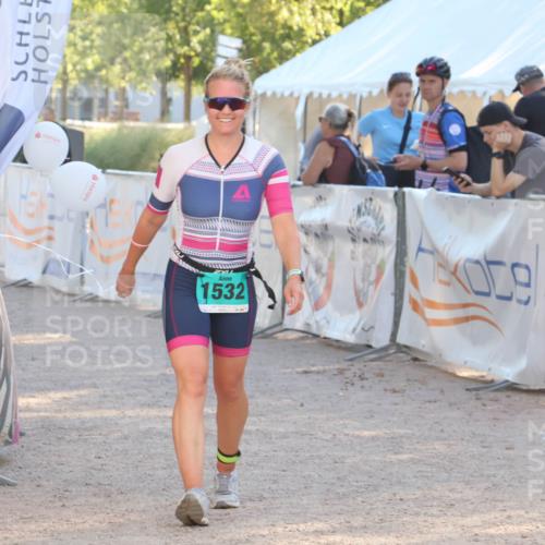 07.09.2025 - 19. Norderstedt Triathlon Luisa Fischer http://msf.ph/oto/8733379 07.09.2025 16:19:57 Ziel 1408, 1532 meine-sportfotos.de