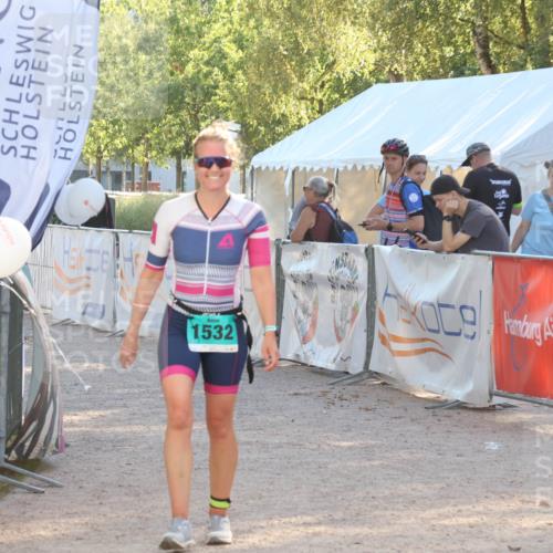 07.09.2025 - 19. Norderstedt Triathlon Luisa Fischer http://msf.ph/oto/8733382 07.09.2025 16:19:58 Ziel 1532 meine-sportfotos.de