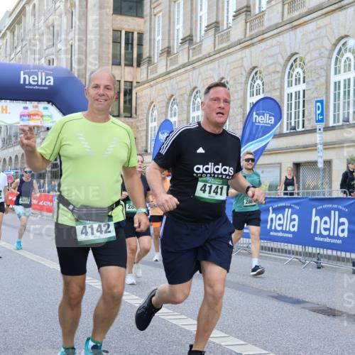 07.09.2025 - BARMER Alsterlauf Strokosch-Dieckow http://msf.ph/oto/8733387 07.09.2025 10:21:07 Ziel 2090, 2115, 3189, 3354, 3355, 3779, 3780, 3887, 3965, 3994, 4167, 4233, 4234, 5224, 5233, 5623, 5625, 5916 meine-sportfotos.de