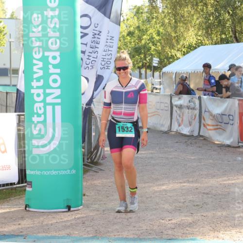 07.09.2025 - 19. Norderstedt Triathlon Luisa Fischer http://msf.ph/oto/8733390 07.09.2025 16:20:00 Ziel 1532 meine-sportfotos.de