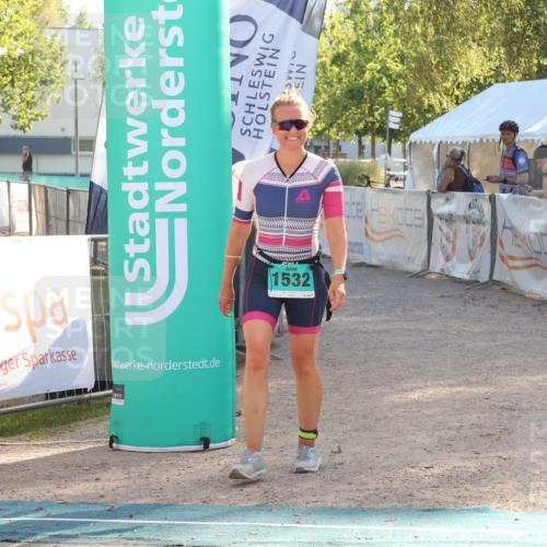07.09.2025 - 19. Norderstedt Triathlon Luisa Fischer http://msf.ph/oto/8733394 07.09.2025 16:20:00 Ziel 1532 meine-sportfotos.de