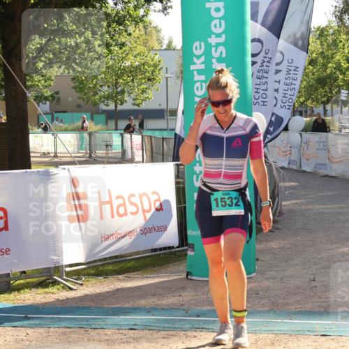 07.09.2025 - 19. Norderstedt Triathlon Luisa Fischer http://msf.ph/oto/8733403 07.09.2025 16:20:02 Ziel 1532 meine-sportfotos.de