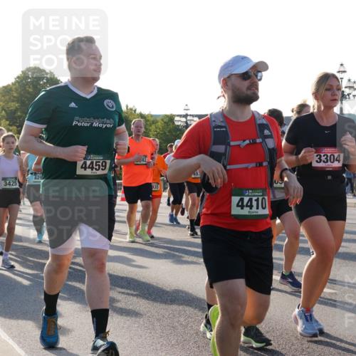 07.09.2025 - BARMER Alsterlauf Yannick Fuchs http://msf.ph/oto/8733427 07.09.2025 09:06:56 Laufen 2712, 3425, 829, 4459, 935, 36, 4410, 3304, 43 meine-sportfotos.de