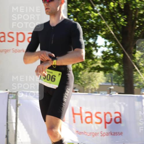 07.09.2025 - 19. Norderstedt Triathlon Luisa Fischer http://msf.ph/oto/8733443 07.09.2025 16:20:49 Ziel 506, 1491 meine-sportfotos.de