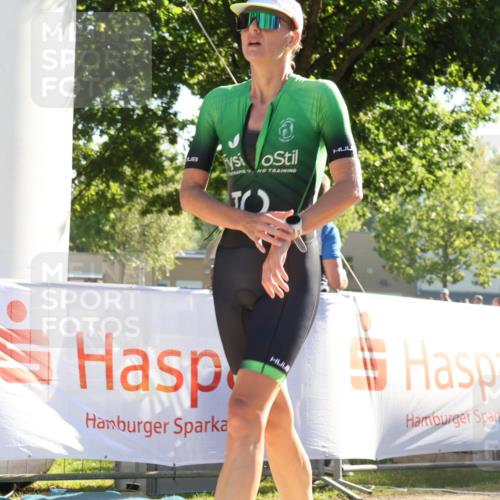 07.09.2025 - 19. Norderstedt Triathlon Luisa Fischer http://msf.ph/oto/8733445 07.09.2025 16:20:51 Ziel 506, 1491 meine-sportfotos.de