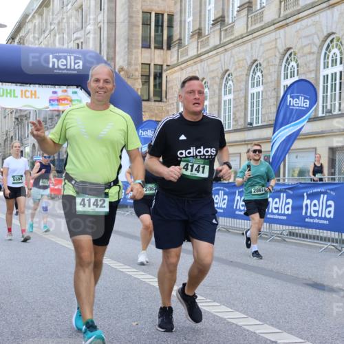 07.09.2025 - BARMER Alsterlauf Strokosch-Dieckow http://msf.ph/oto/8733448 07.09.2025 10:21:07 Ziel 2090, 2115, 3189, 3354, 3355, 3779, 3780, 3887, 3965, 3994, 4167, 4233, 4234, 5224, 5233, 5623, 5625, 5916 meine-sportfotos.de