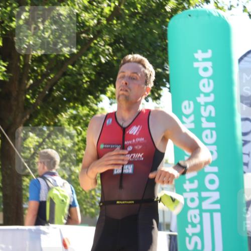 07.09.2025 - 19. Norderstedt Triathlon Luisa Fischer http://msf.ph/oto/8733451 07.09.2025 16:20:59 Ziel 498 meine-sportfotos.de