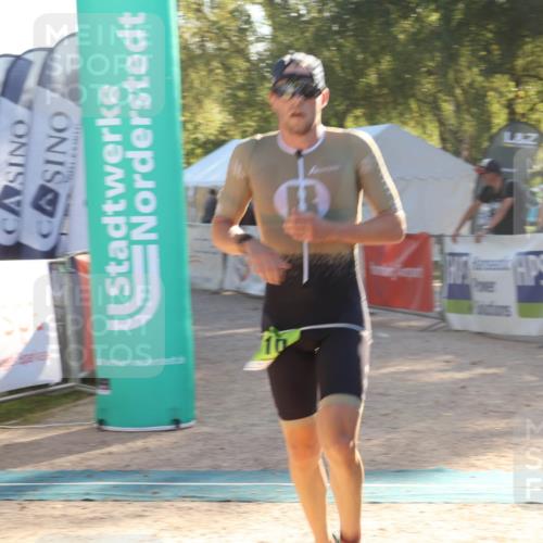 07.09.2025 - 19. Norderstedt Triathlon Luisa Fischer http://msf.ph/oto/8733471 07.09.2025 16:21:32 Ziel 510 meine-sportfotos.de