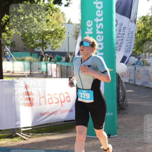 07.09.2025 - 19. Norderstedt Triathlon Luisa Fischer http://msf.ph/oto/8733484 07.09.2025 16:21:41 Ziel 379, 442 meine-sportfotos.de