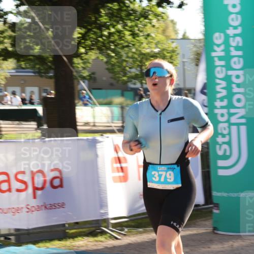 07.09.2025 - 19. Norderstedt Triathlon Luisa Fischer http://msf.ph/oto/8733486 07.09.2025 16:21:42 Ziel 379, 442 meine-sportfotos.de