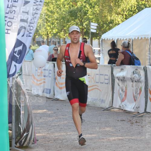 07.09.2025 - 19. Norderstedt Triathlon Luisa Fischer http://msf.ph/oto/8733491 07.09.2025 16:21:55 Ziel 504 meine-sportfotos.de