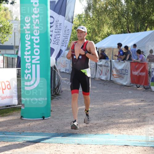07.09.2025 - 19. Norderstedt Triathlon Luisa Fischer http://msf.ph/oto/8733501 07.09.2025 16:21:57 Ziel 504, 541 meine-sportfotos.de