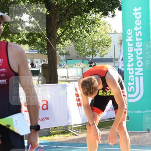 07.09.2025 - 19. Norderstedt Triathlon Luisa Fischer http://msf.ph/oto/8733515 07.09.2025 16:22:07 Ziel 522, 541 meine-sportfotos.de