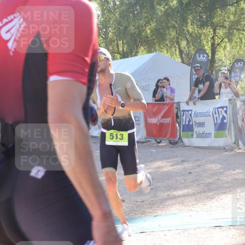 07.09.2025 - 19. Norderstedt Triathlon Luisa Fischer http://msf.ph/oto/8733522 07.09.2025 16:22:26 Ziel 513, 517 meine-sportfotos.de