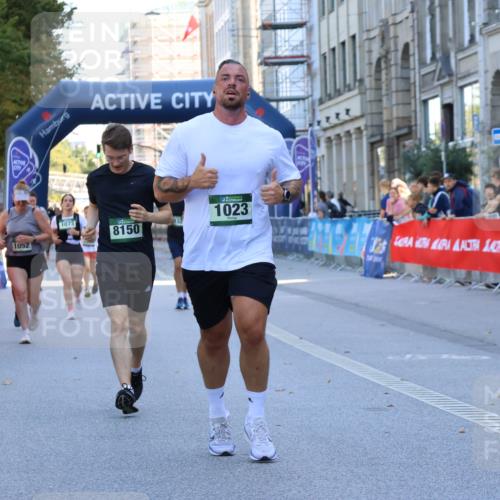 07.09.2025 - BARMER Alsterlauf Strokosch-Dieckow http://msf.ph/oto/8733525 07.09.2025 11:46:26 Ziel 1169, 1170 meine-sportfotos.de