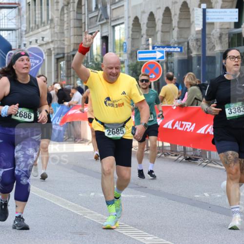 07.09.2025 - BARMER Alsterlauf Strokosch-Dieckow http://msf.ph/oto/8733527 07.09.2025 10:20:59 Ziel 2090, 2241, 3354, 3355, 3994, 4316, 5224, 5233, 5623, 5625, 5916 meine-sportfotos.de