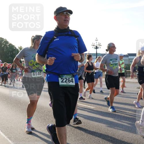 07.09.2025 - BARMER Alsterlauf Yannick Fuchs http://msf.ph/oto/8733531 07.09.2025 09:07:02 Laufen 1157, 2403, 6140, 2264, 3891, 3908, 202, 39, 369 meine-sportfotos.de