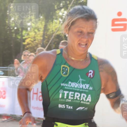 07.09.2025 - 19. Norderstedt Triathlon Luisa Fischer http://msf.ph/oto/8733536 07.09.2025 16:23:00 Ziel 1500 meine-sportfotos.de