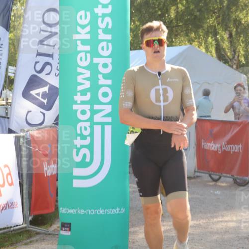 07.09.2025 - 19. Norderstedt Triathlon Luisa Fischer http://msf.ph/oto/8733538 07.09.2025 16:23:05 Ziel 508, 539, 1500 meine-sportfotos.de