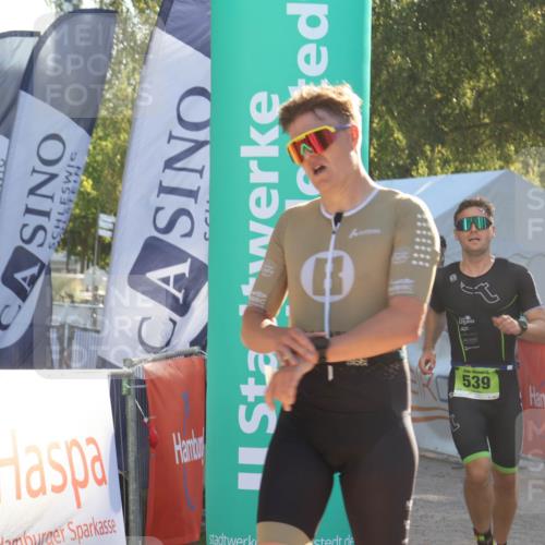 07.09.2025 - 19. Norderstedt Triathlon Luisa Fischer http://msf.ph/oto/8733539 07.09.2025 16:23:05 Ziel 508, 539, 1500 meine-sportfotos.de