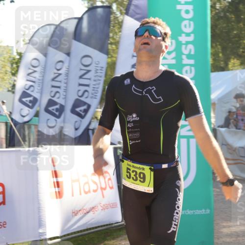 07.09.2025 - 19. Norderstedt Triathlon Luisa Fischer http://msf.ph/oto/8733550 07.09.2025 16:23:07 Ziel 508, 539 meine-sportfotos.de
